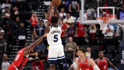 彩票开奖直播-森林狼6人得分上双，胜掘金升第4，华子21+6，约基奇空砍35+13+9